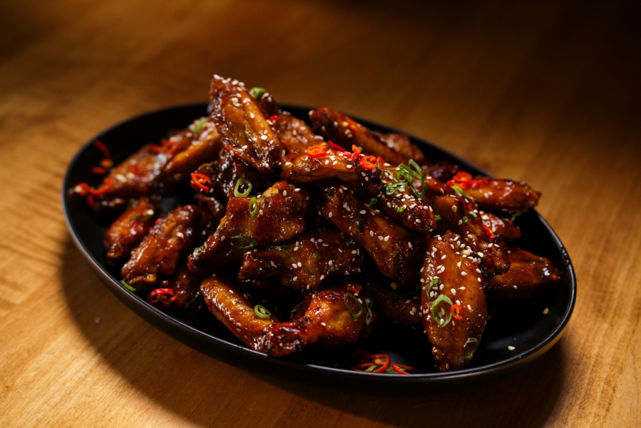 FULLY COOKED CHICKEN WINGS